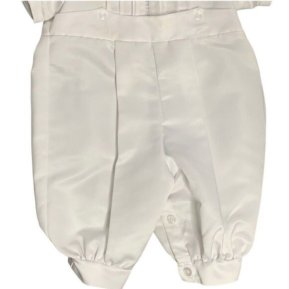 Vintage Infant One Piece Tuxedo Suit 18 months White Christening Buttons Hat - Picture 3 of 7